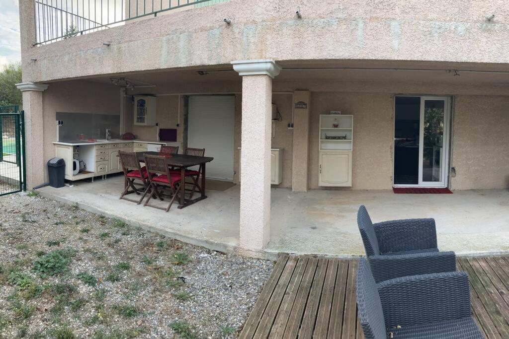Appartement Le Jutini Caunes-Minervois Zewnętrze zdjęcie