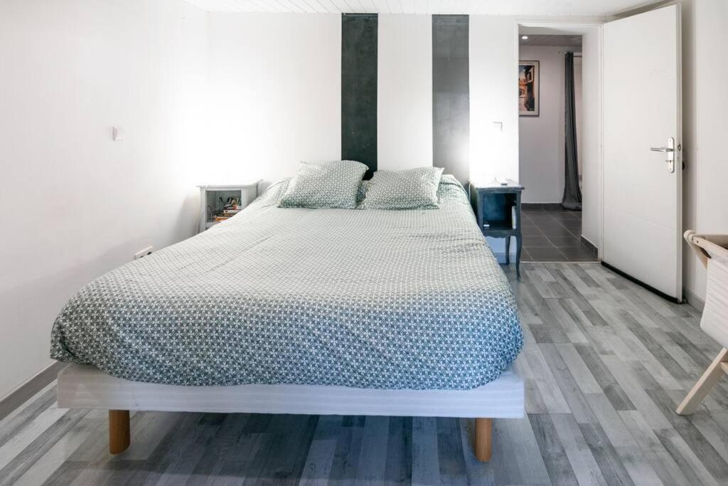 Appartement Le Jutini Caunes-Minervois Zewnętrze zdjęcie